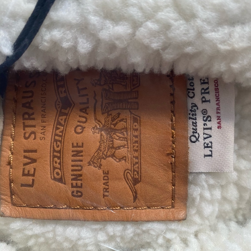 BRAND NEW!! Men’s S corduroy Sherpa jacket